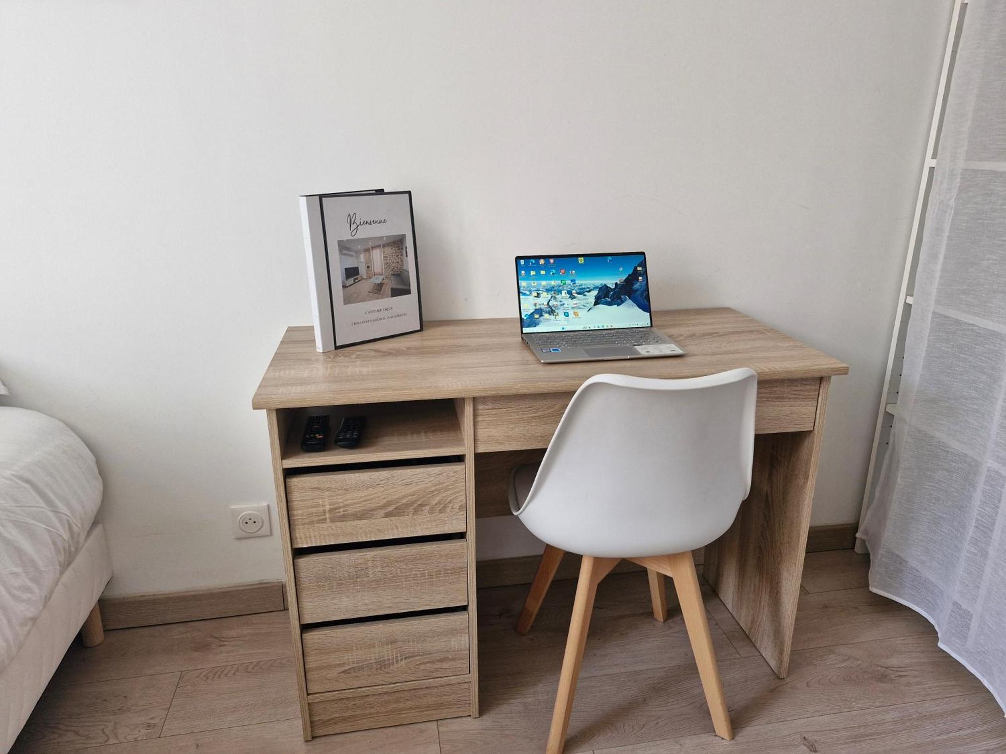 Appartement Tout Confort A 2 Pas Du Centre Ville Aubagne Exterior foto