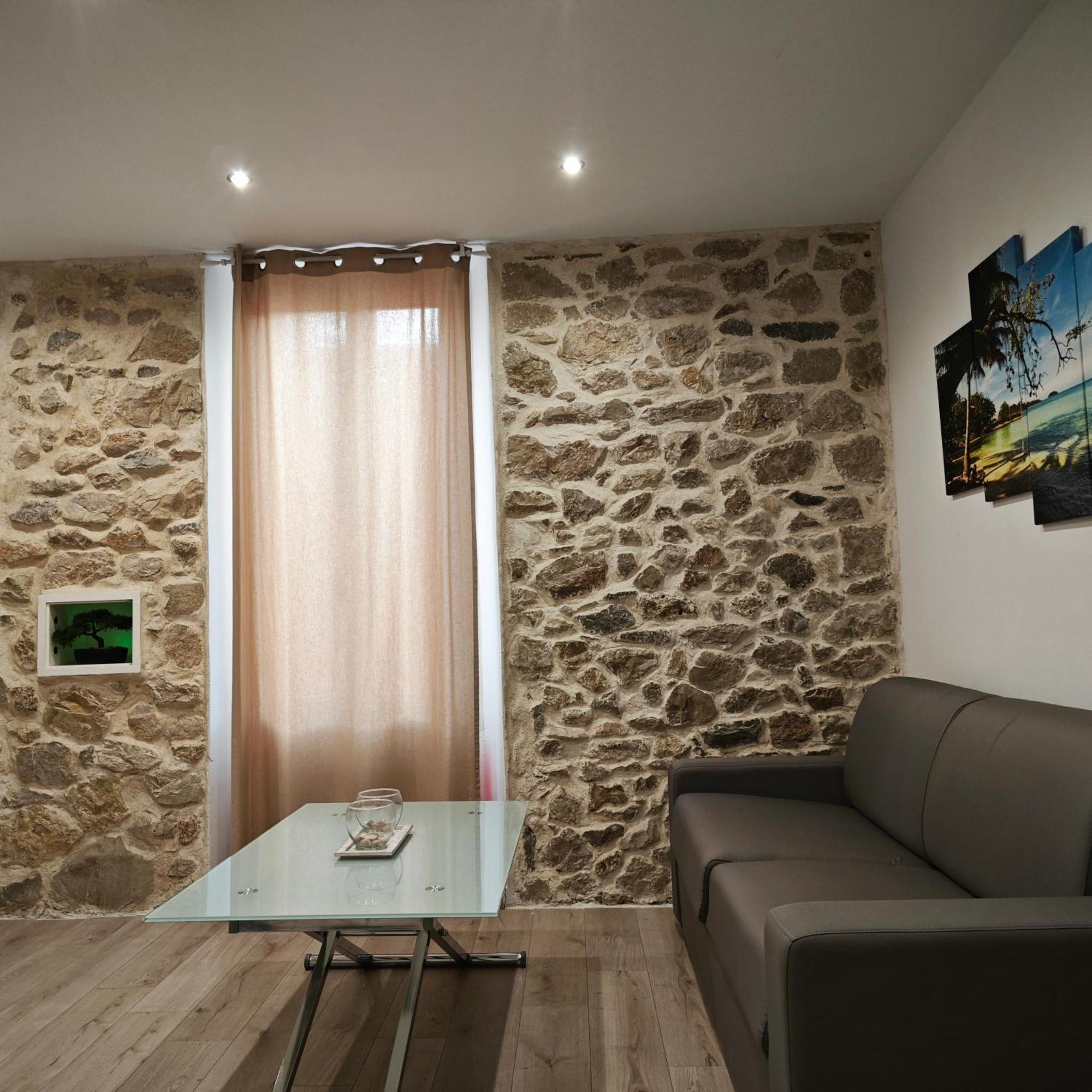 Appartement Tout Confort A 2 Pas Du Centre Ville Aubagne Exterior foto